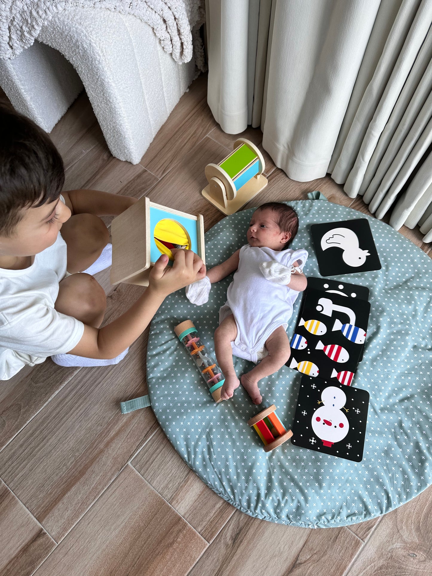Educational Toy Bundle 0 to 6 months - The Tui Bundle