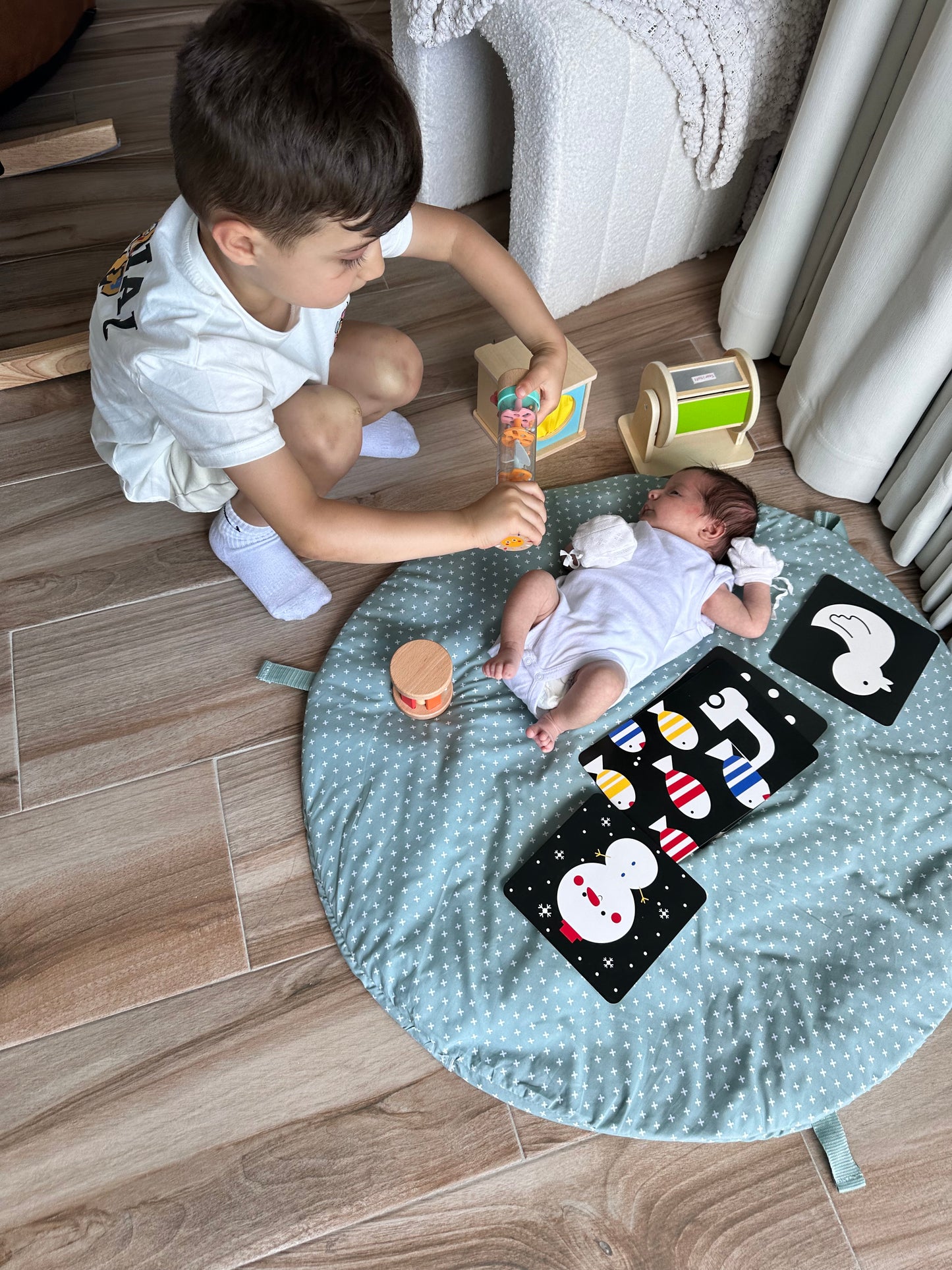 Educational Toy Bundle 0 to 6 months - The Tui Bundle